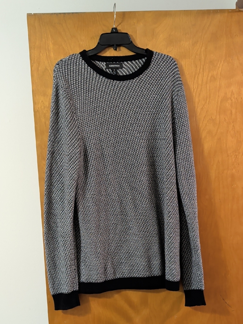 Nordstrom Men’s Crewneck Sweater in Black and Gray Knit